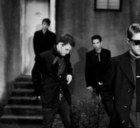 Foto de All the Young