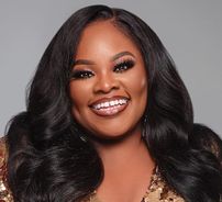 Foto de Tasha Cobbs Leonard