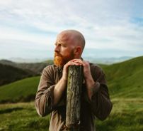 Foto de C. James (EUA)