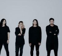 Foto de Survive Said The Prophet