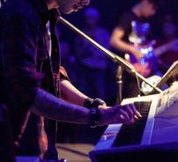 Foto de Winner (Indonésia)