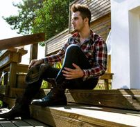 Foto de Raphael Mena