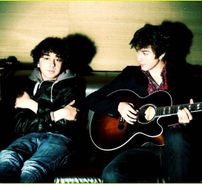 Foto de Nat and Alex Wolff