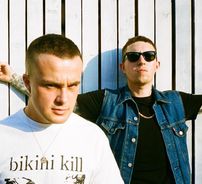 Foto de Slaves (UK)