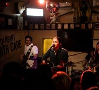 Foto de Over October