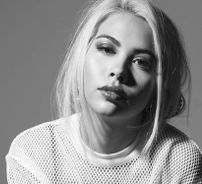 Foto de Hayley Kiyoko