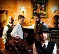 Foto de Birds of Tokyo