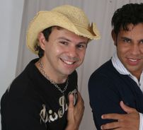 Foto de Juninho e Juliano