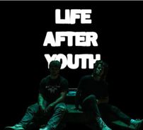 Foto de Life After Youth
