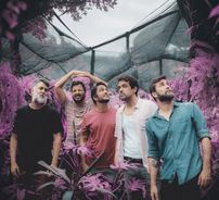 Foto de Meus Amigos Estão Velhos