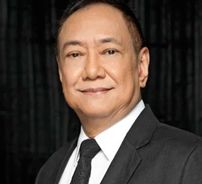 Foto de Basil Valdez