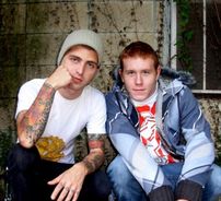 Foto de Under Foreign Skies