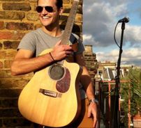 Foto de Guy Valarino