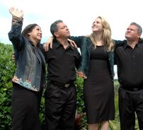 Foto de Equipe Obra de Amor