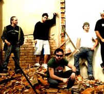 Foto de Lados Opostos