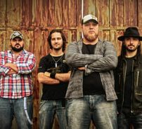 Foto de Motosserra Truck Clube