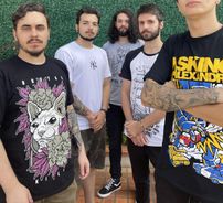 Foto de Falling Ashes