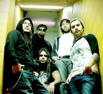 Foto de More Than A Thousand