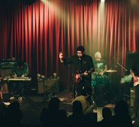 Foto de Bo And The Locomotive