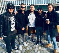 Foto de River Becomes Ocean