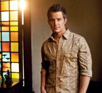 Foto de Easton Corbin