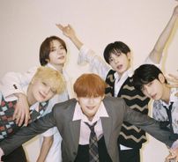 Foto de TOMORROW X TOGETHER (TXT)