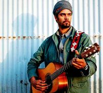 Foto de Michael Franti & Spearhead