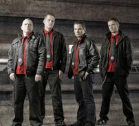 Foto de Solitary Experiments