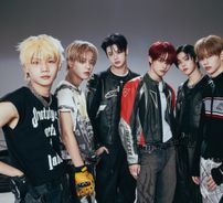 Foto de CLOSE YOUR EYES (K-pop)