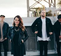 Foto de Lindy & The Circuit Riders