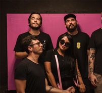 Foto de Dear Disaster