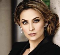 Foto de Aracely Arambula