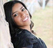 Foto de Cantora Gislaine Lilian