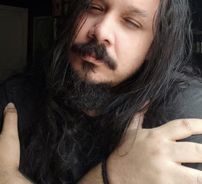 Foto de Nênia e Partitura