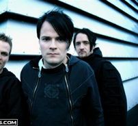 Foto de Pride and Fall