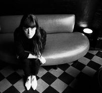 Foto de Phoebe Killdeer and the Short Straws