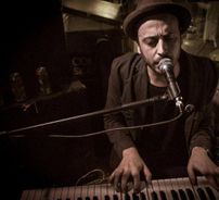 Foto de Maestro Sujo e o Sanatório Gotham