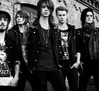 Foto de Her Bright Skies