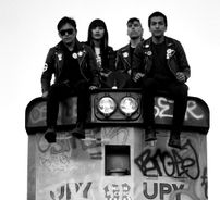 Foto de Generación Suicida