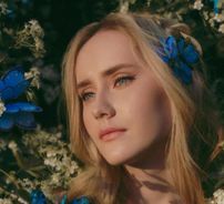 Foto de Элли на маковом поле