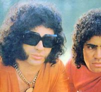 Foto de Léo Canhoto e Robertinho