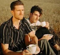 Foto de Fly By Midnight