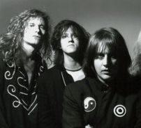 Foto de Drivin N Cryin