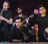 Foto de Will Wood And The Tapeworms