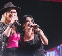 Foto de Patrícia e Adriana