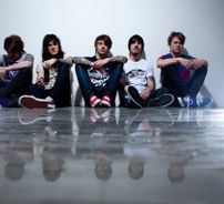 Foto de Her Bright Skies