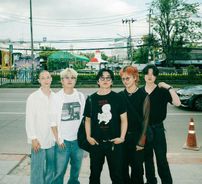 Foto de wave to earth