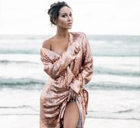 Foto de Adrienne Bailon