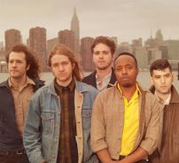 Foto de Durand Jones & The Indications