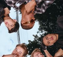 Foto de SANTOS BRAVOS